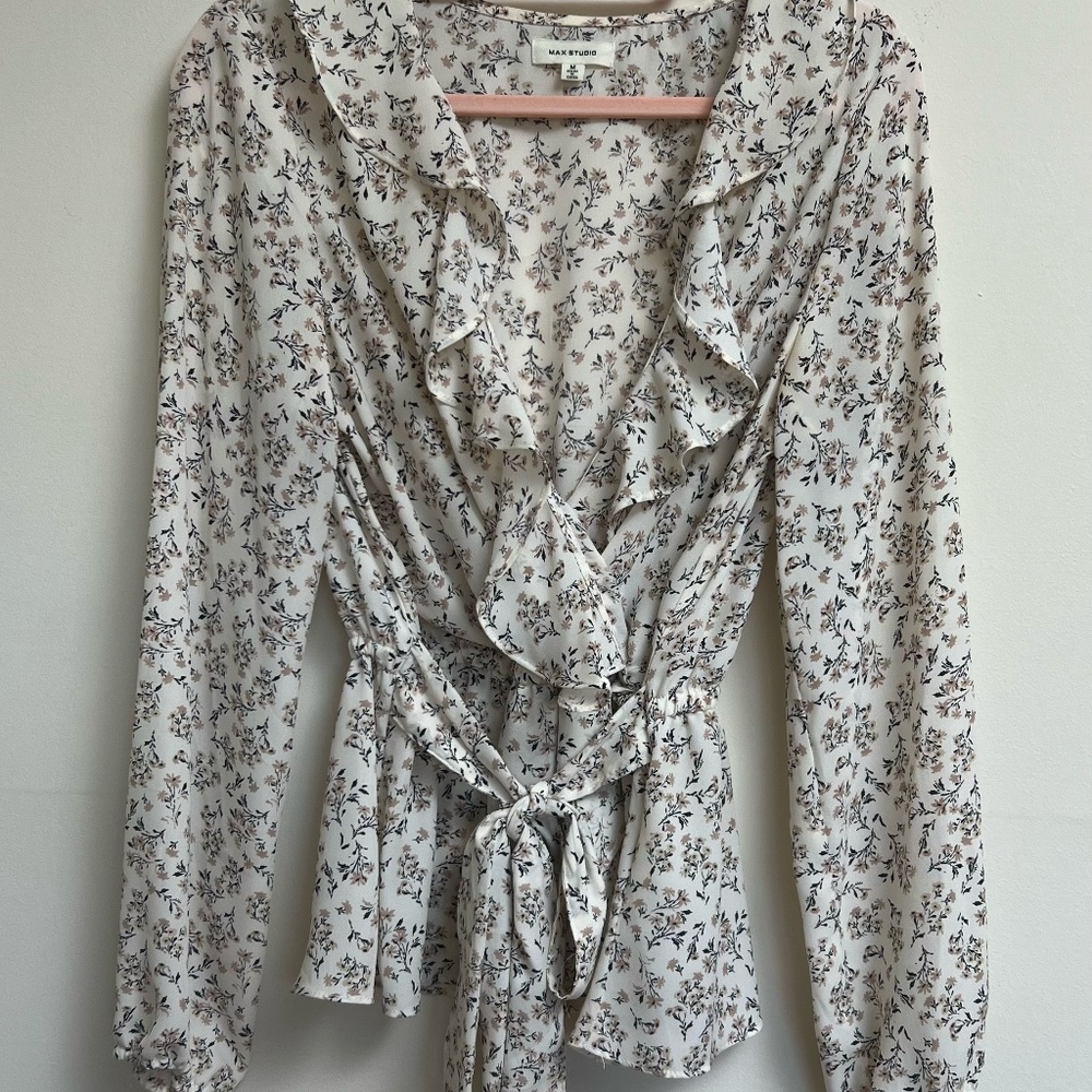 Max Studio Cream Blouse - Medium